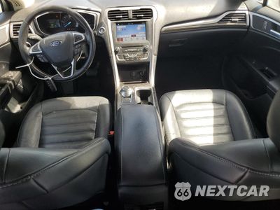 Zdjęcie 8 z 13 samochodu: 2017 FORD FUSION SE HYBRID VIN:3FA6P0LU4HR408913 - miniatura
