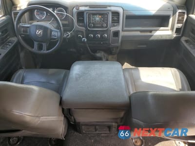 Zdjęcie 8 z 15 samochodu: 2014 RAM 3500 ST VIN:3C63RRGL6EG216131 - miniatura