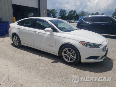 Czwarte zdjęcie samochodu z boku: 2018 FORD FUSION SE HYBRID VIN:3FA6P0LU2JR171800 - miniatura