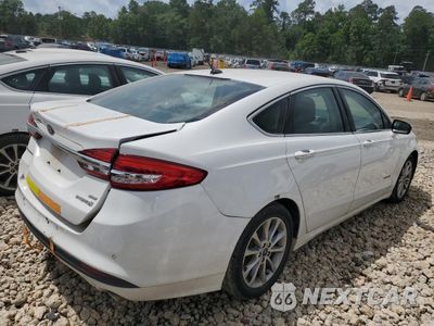 Trzecie zdjęcie samochodu z tyłu: 2017 FORD FUSION SE HYBRID VIN:3FA6P0LU5HR409424 - miniatura