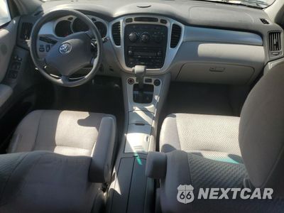 Zdjęcie 8 z 13 samochodu: 2007 TOYOTA HIGHLANDER VIN:JTEGD21A670157754 - miniatura
