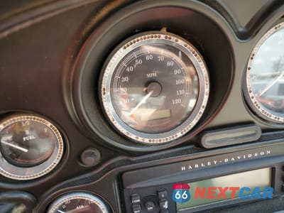 Zdjęcie 7 z 8 samochodu: 2012 HARLEY-DAVIDSON FLHTCUTG TRI GLIDE ULTRA CLASSIC VIN:1HD1MAM11CB855959 - miniatura