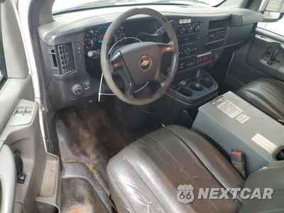 Zdjęcie 8 z 12 samochodu: 2014 CHEVROLET EXPRESS G2500 VIN:1GCWGFCA3E1115707 - miniatura