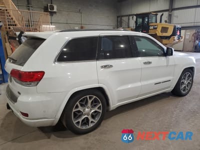 Trzecie zdjęcie samochodu z tyłu: 2021 JEEP GRAND CHEROKEE OVERLAND VIN:1C4RJFCG7MC718519 - miniatura