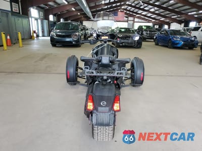 Czwarte zdjęcie samochodu z boku: 2020 CAN-AM RYKER RALLY EDITION VIN:3JB2GEG22LJ003366 - miniatura