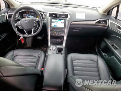 Zdjęcie 8 z 12 samochodu: 2017 FORD FUSION SE HYBRID VIN:3FA6P0LU7HR408985 - miniatura