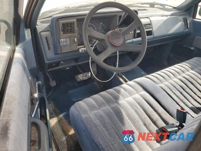 Zdjęcie 8 z 13 samochodu: 1991 GMC SIERRA K2500 VIN:1GTFK24K3MZ532050 - miniatura