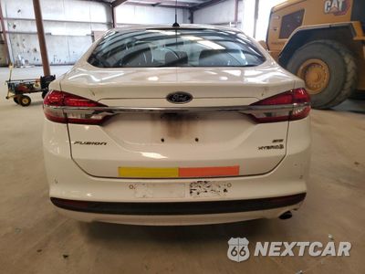 Zdjęcie 6 z 12 samochodu: 2018 FORD FUSION SE HYBRID VIN:3FA6P0LU6JR278672 - miniatura
