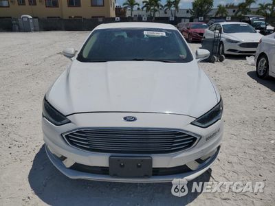 Piąte zdjęcie samochodu w środku: 2017 FORD FUSION SE HYBRID VIN:3FA6P0LU0HR359631 - miniatura