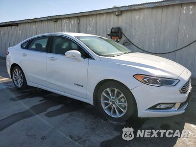Czwarte zdjęcie samochodu z boku: 2017 FORD FUSION SE HYBRID VIN:3FA6P0LU2HR409204 - miniatura