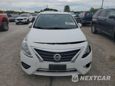 Piąte zdjęcie samochodu w środku: 2016 NISSAN VERSA S VIN:3N1CN7APXGL886167 - miniatura