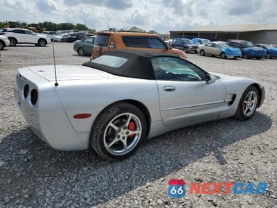 Trzecie zdjęcie samochodu z tyłu: 2002 CHEVROLET CORVETTE VIN:1G1YY32G925116478 - miniatura
