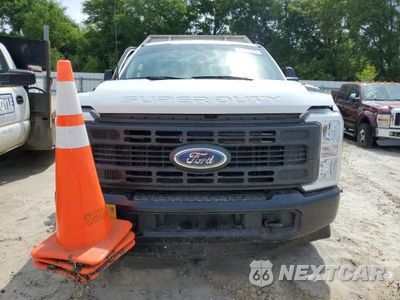 Piąte zdjęcie samochodu w środku: 2024 FORD F250 SUPER DUTY VIN:1FTBF2AA3RED10797 - miniatura