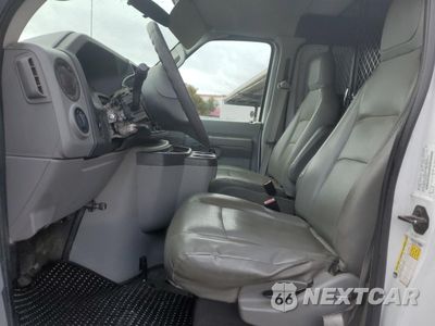 Zdjęcie 7 z 12 samochodu: 2012 FORD ECONOLINE E250 VAN VIN:1FTNE2EW1CDB12819 - miniatura
