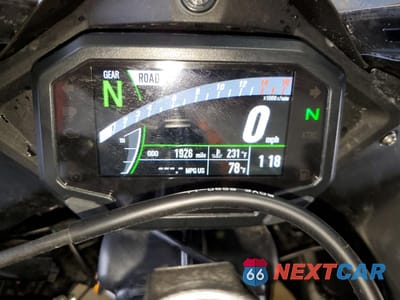 Zdjęcie 7 z 10 samochodu: 2023 KAWASAKI ZX1002 M VIN:JKBZXVM18PA005279 - miniatura