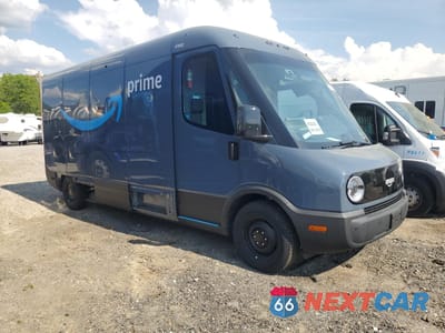 Czwarte zdjęcie samochodu z boku: 2024 RIVIAN EDV 700 VIN:7FCEHEB28RN020582 - miniatura