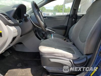 Zdjęcie 7 z 12 samochodu: 2015 HYUNDAI ACCENT GLS VIN:KMHCT4AE6FU880950 - miniatura