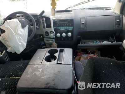 Zdjęcie 8 z 12 samochodu: 2008 TOYOTA TUNDRA DOUBLE CAB VIN:5TFRV54118X062227 - miniatura