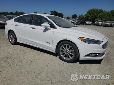 Czwarte zdjęcie samochodu z boku: 2017 FORD FUSION SE HYBRID VIN:3FA6P0LU7HR408923 - miniatura