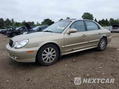 2002 HYUNDAI SONATA GLS KMHWF35H42A714778 - główne zdjęcie licytacji z USA - miniatura