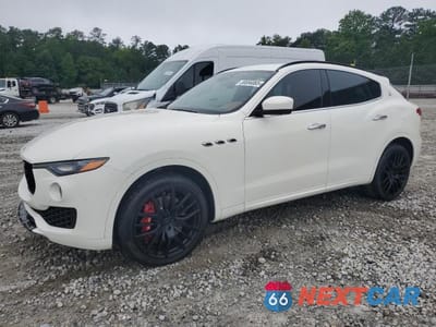 2022 MASERATI LEVANTE BASE ZN661YUS8JX297432 - główne zdjęcie licytacji z USA - miniatura