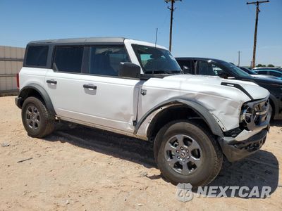 Czwarte zdjęcie samochodu z boku: 2024 FORD BRONCO BIG BEND VIN:1FMDE7BHXRLB31331 - miniatura