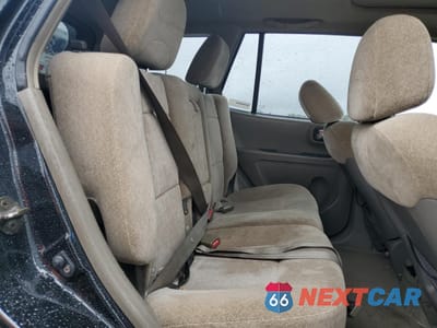 Zdjęcie 11 z 13 samochodu: 2004 HYUNDAI SANTA FE GLS VIN:KM8SC13E14U721273 - miniatura