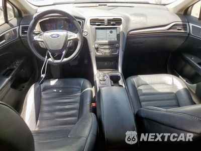 Zdjęcie 8 z 13 samochodu: 2018 FORD FUSION SE HYBRID VIN:3FA6P0LU5JR129802 - miniatura