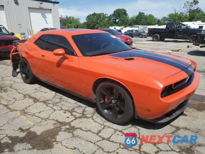 Czwarte zdjęcie samochodu z boku: 2009 DODGE CHALLENGER SRT-8 VIN:2B3LJ74W99H543472 - miniatura