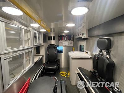 Zdjęcie 6 z 11 samochodu: 2017 FORD ECONOLINE E350 SUPER DUTY CUTAWAY VAN VIN:1FDWE3FS6HDC35976 - miniatura