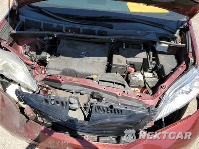 Zdjęcie 12 z 13 samochodu: 2014 TOYOTA SIENNA LE VIN:5TDKK3DC7ES506048 - miniatura