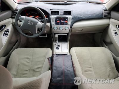 Zdjęcie 8 z 12 samochodu: 2007 TOYOTA CAMRY CE VIN:JTNBE46K573105728 - miniatura