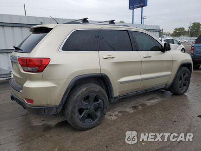 Trzecie zdjęcie samochodu z tyłu: 2011 JEEP GRAND CHEROKEE LAREDO VIN:1J4RR4GG6BC731373 - miniatura