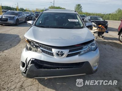 Piąte zdjęcie samochodu w środku: 2015 TOYOTA RAV4 XLE VIN:JTMRFREVXFD133784 - miniatura