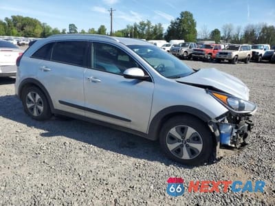 Czwarte zdjęcie samochodu z boku: 2019 KIA NIRO FE VIN:KNDCB3LC0K5326790 - miniatura