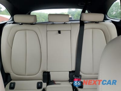 Zdjęcie 10 z 13 samochodu: 2021 BMW X1 XDRIVE28I VIN:WBXJG9C09M3M72494 - miniatura