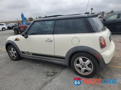 Drugie zdjęcie samochodu z przodu: 2007 MINI COOPER VIN:WMWMF33537TT53475 - miniatura