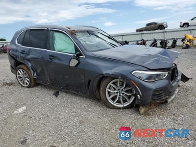 Czwarte zdjęcie samochodu z boku: 2022 BMW X5 XDRIVE40I VIN:5UXCR6C08N9L95385 - miniatura