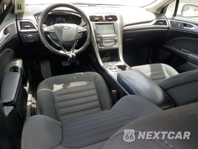 Zdjęcie 8 z 13 samochodu: 2019 FORD FUSION SE VIN:3FA6P0LU3KR124857 - miniatura