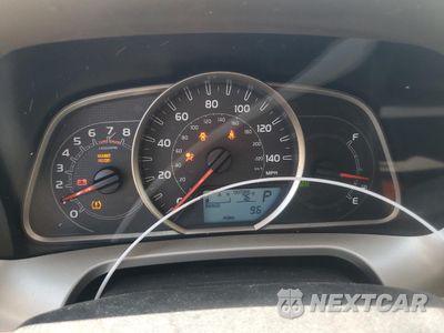 Zdjęcie 9 z 12 samochodu: 2013 TOYOTA RAV4 XLE VIN:JTMRFREV8DD032689 - miniatura