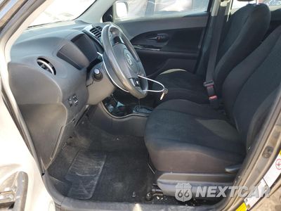 Zdjęcie 7 z 14 samochodu: 2009 TOYOTA SCION XD VIN:JTKKU10469J039682 - miniatura