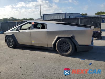 Drugie zdjęcie samochodu z przodu: 2025 TESLA CYBERTRUCK VIN:7G2CEHEDXSA068331 - miniatura