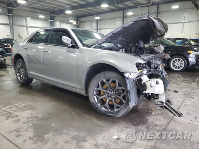 Czwarte zdjęcie samochodu z boku: 2015 CHRYSLER 300 S VIN:2C3CCAGG4FH763810 - miniatura