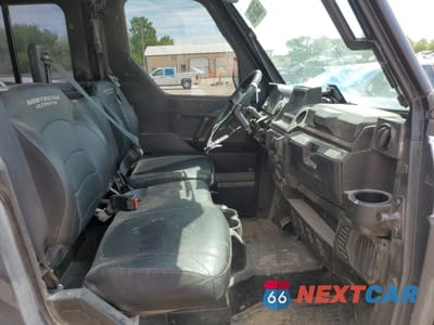 Piąte zdjęcie samochodu w środku: 2022 POLARIS RANGER CREW XP 1000 NORTHSTAR ULTIMATE VIN:4XARSY995N8083202 - miniatura