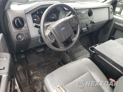 Zdjęcie 8 z 12 samochodu: 2013 FORD F250 SUPER DUTY VIN:1FTBF2B67DEA76425 - miniatura