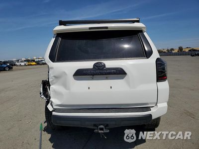 Zdjęcie 6 z 14 samochodu: 2021 TOYOTA 4RUNNER SR5/SR5 PREMIUM VIN:JTEPU5JR8M5934411 - miniatura