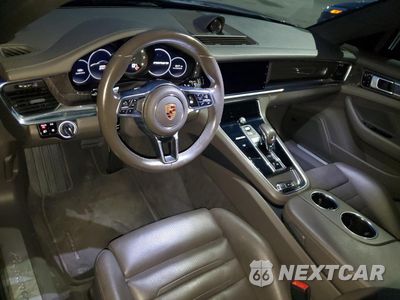 Zdjęcie 8 z 12 samochodu: 2018 PORSCHE PANAMERA 4 VIN:WP0AA2A73JL109903 - miniatura