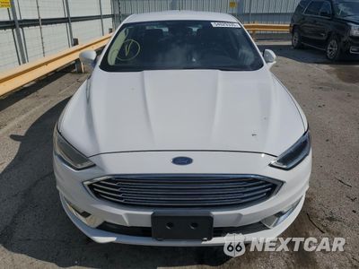 Piąte zdjęcie samochodu w środku: 2017 FORD FUSION SE HYBRID VIN:3FA6P0LU9HR359627 - miniatura