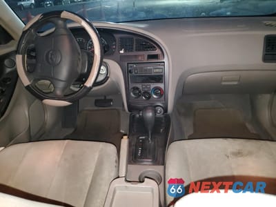 Zdjęcie 8 z 12 samochodu: 2002 HYUNDAI ELANTRA GLS VIN:KMHDN45D72U270727 - miniatura