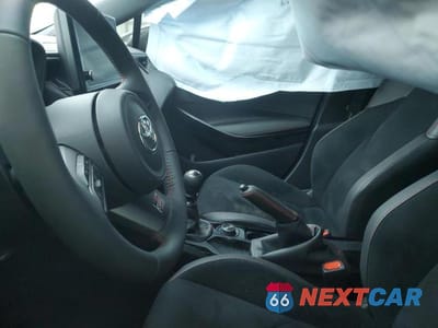 Zdjęcie 7 z 12 samochodu: 2025 TOYOTA GR COROLLA CORE VIN:JTNABAAE2SA018068 - miniatura